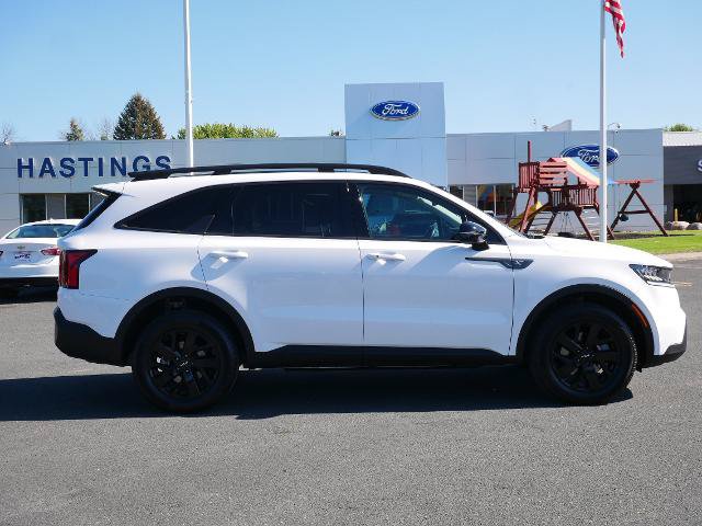 Used 2023 Kia Sorento S AWD/4WD image 6