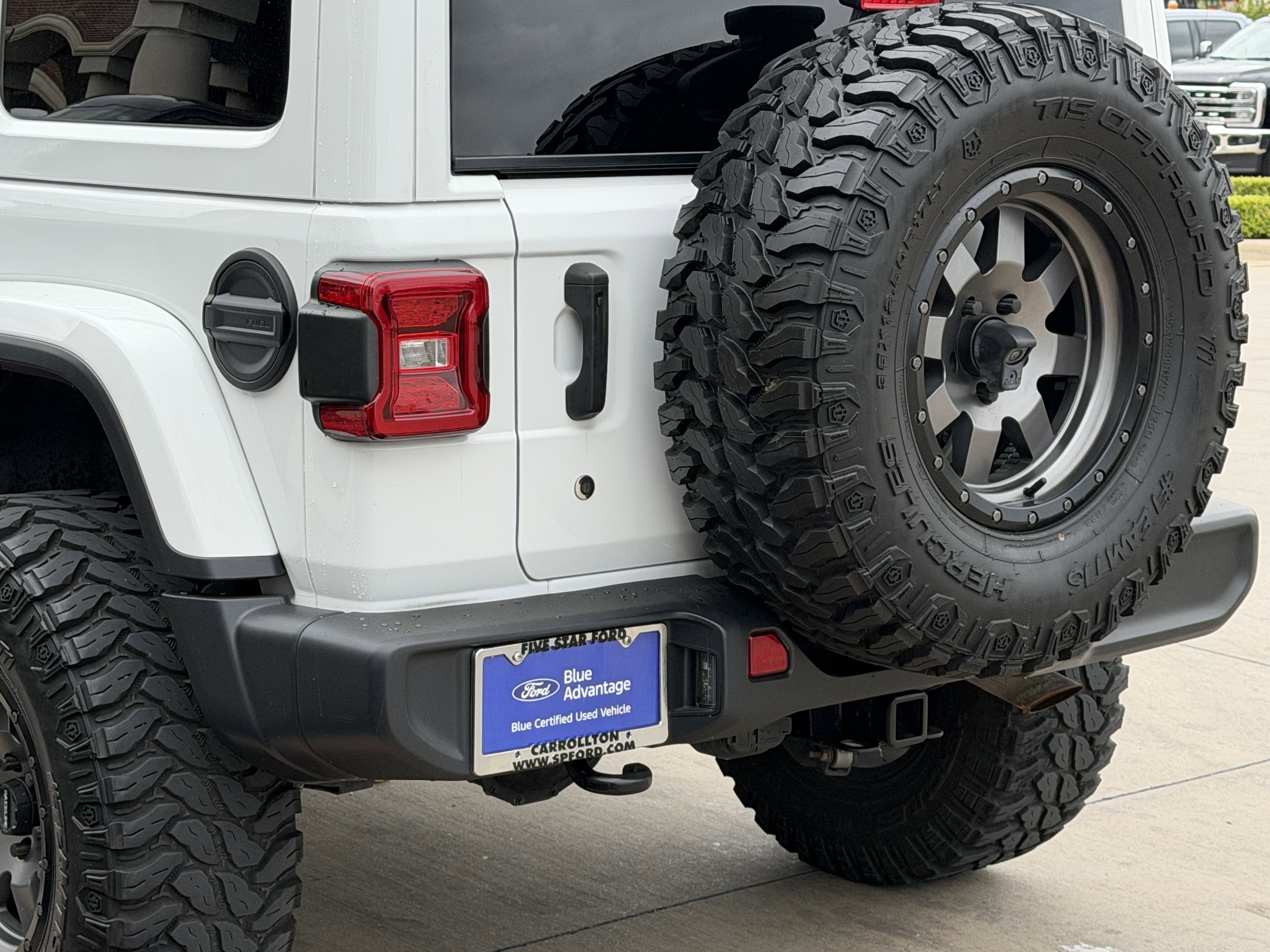 Used 2020 Jeep Wrangler Unlimited Sahara AWD/4WD image 7