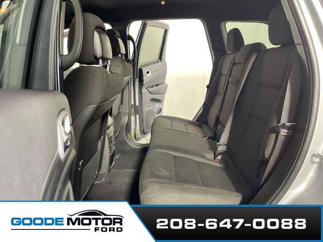 Used 2021 Jeep Grand Cherokee Laredo AWD/4WD image 18