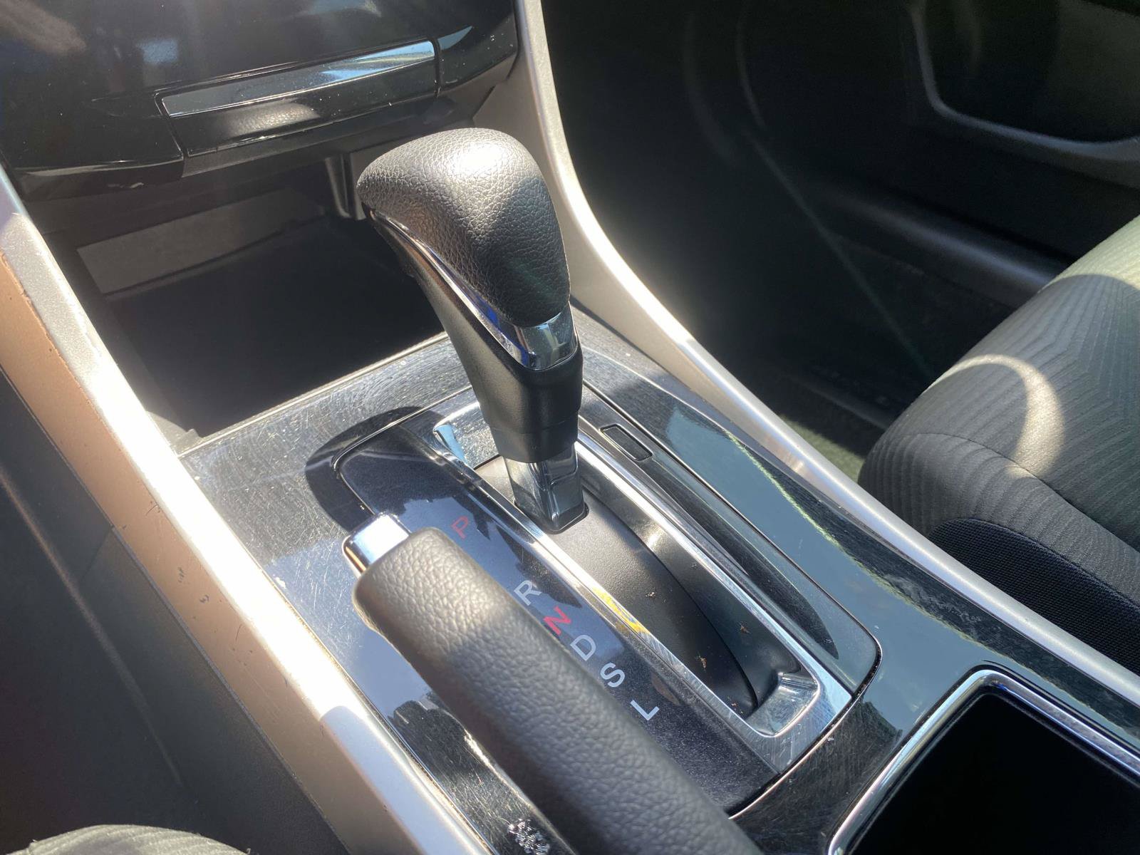 Used 2017 Honda Accord LX image 28