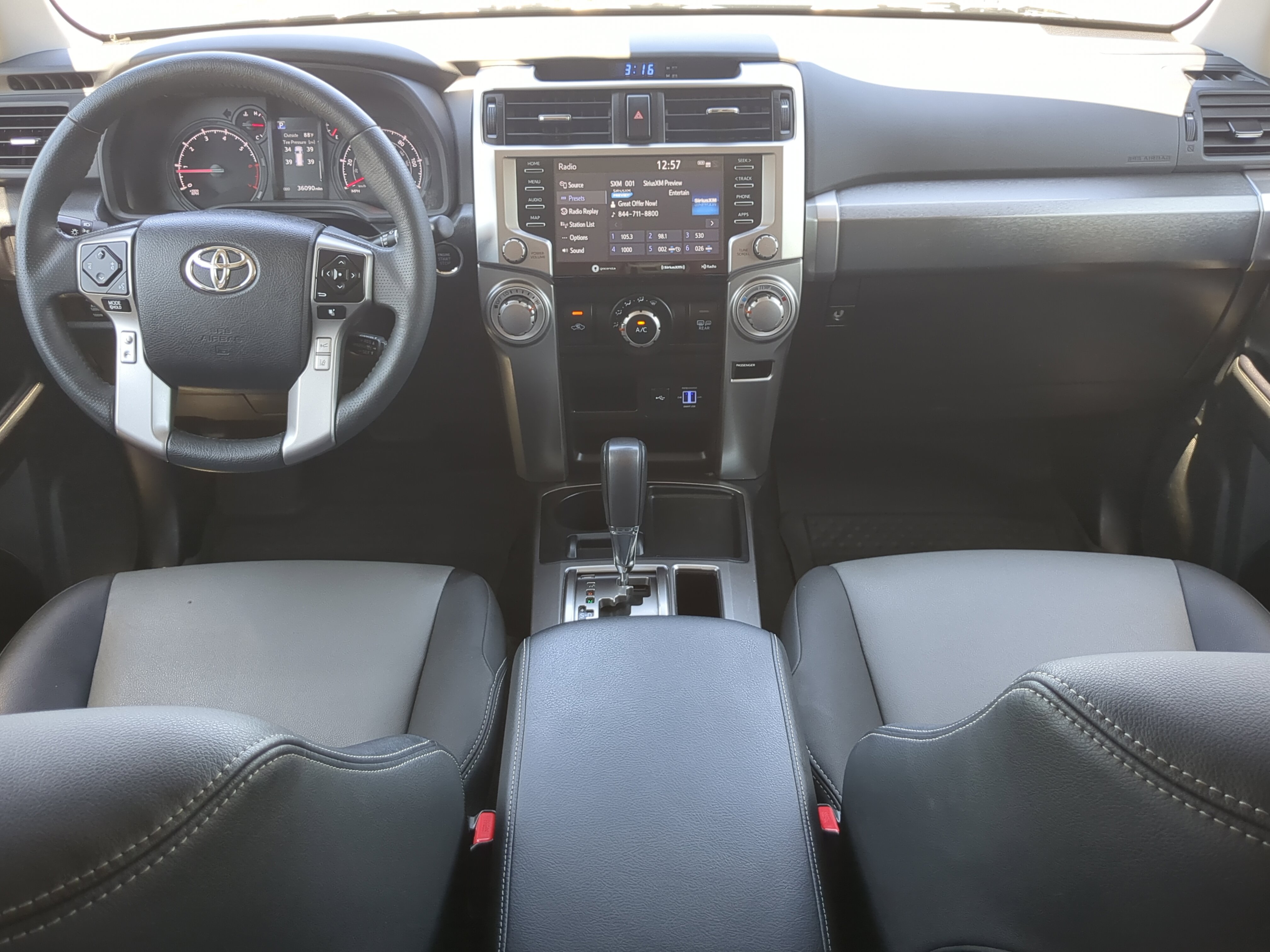 Used 2020 Toyota 4Runner SR5 Premium w/ Moonroof Package RWD image 13
