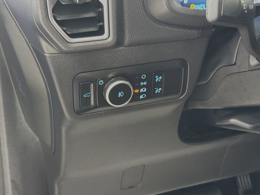 Certified 2025 Ford Bronco Sport Outer Banks w/ Outer Banks Tech Package+ AWD/4WD image 17
