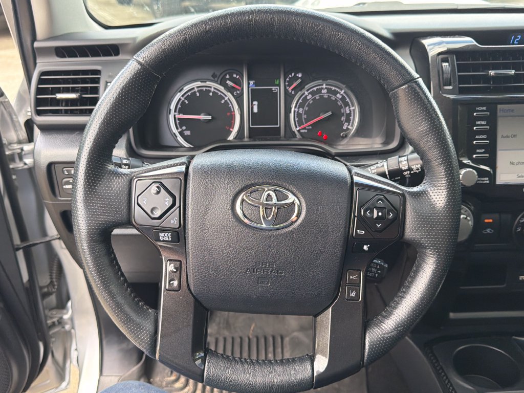 Used 2023 Toyota 4Runner TRD Off-Road Premium w/ Moonroof Package AWD/4WD image 18