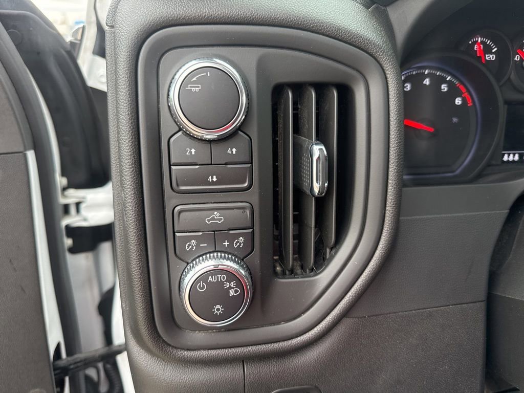 Used 2024 GMC Sierra 2500 Pro w/ Convenience Package image 35