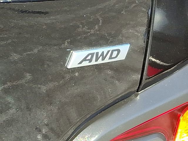 Used 2020 Hyundai Kona SEL w/ Cargo Package image 31