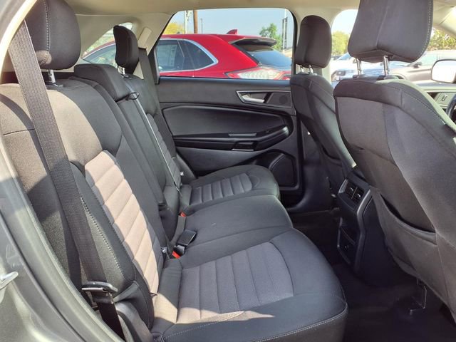 Certified 2022 Ford Edge SE w/ Black Appearance Package image 24