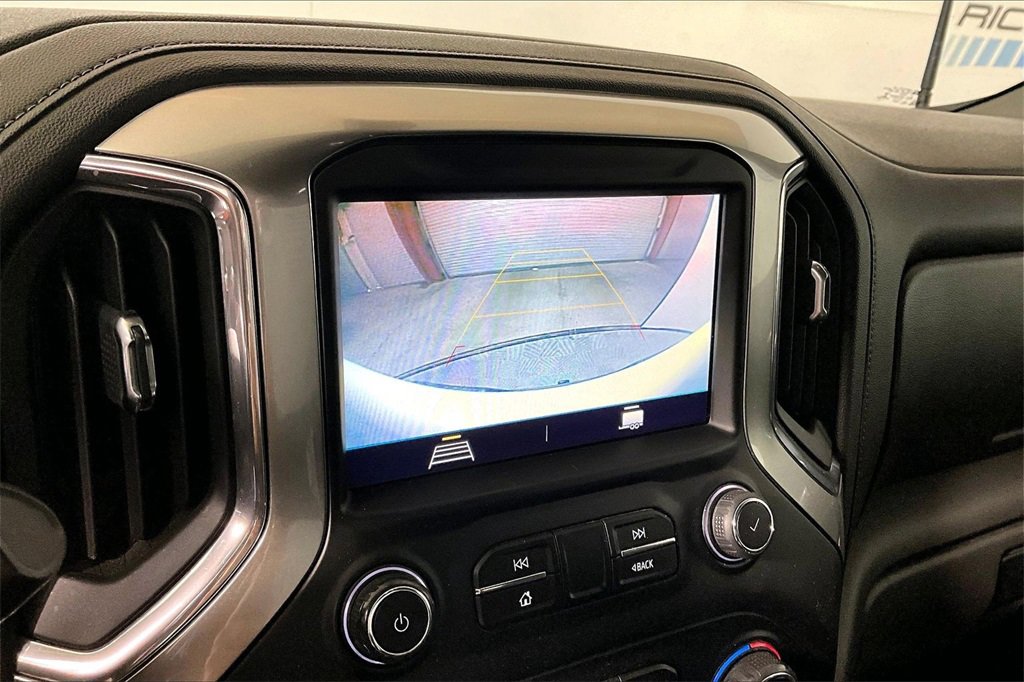 Used 2020 Chevrolet Silverado 1500 LT w/ Texas Edition image 17