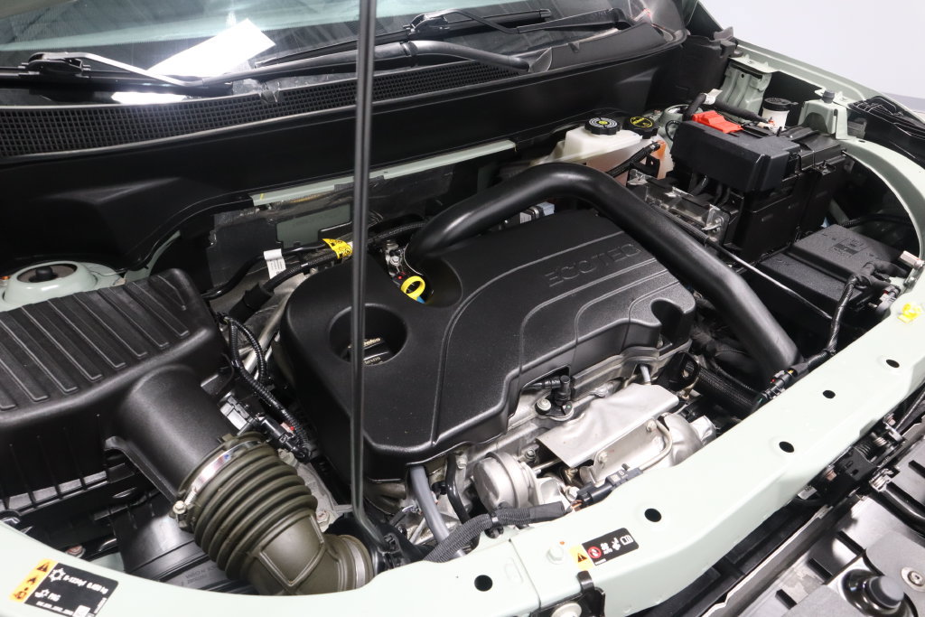 Used 2025 Chevrolet Equinox LT FWD image 32