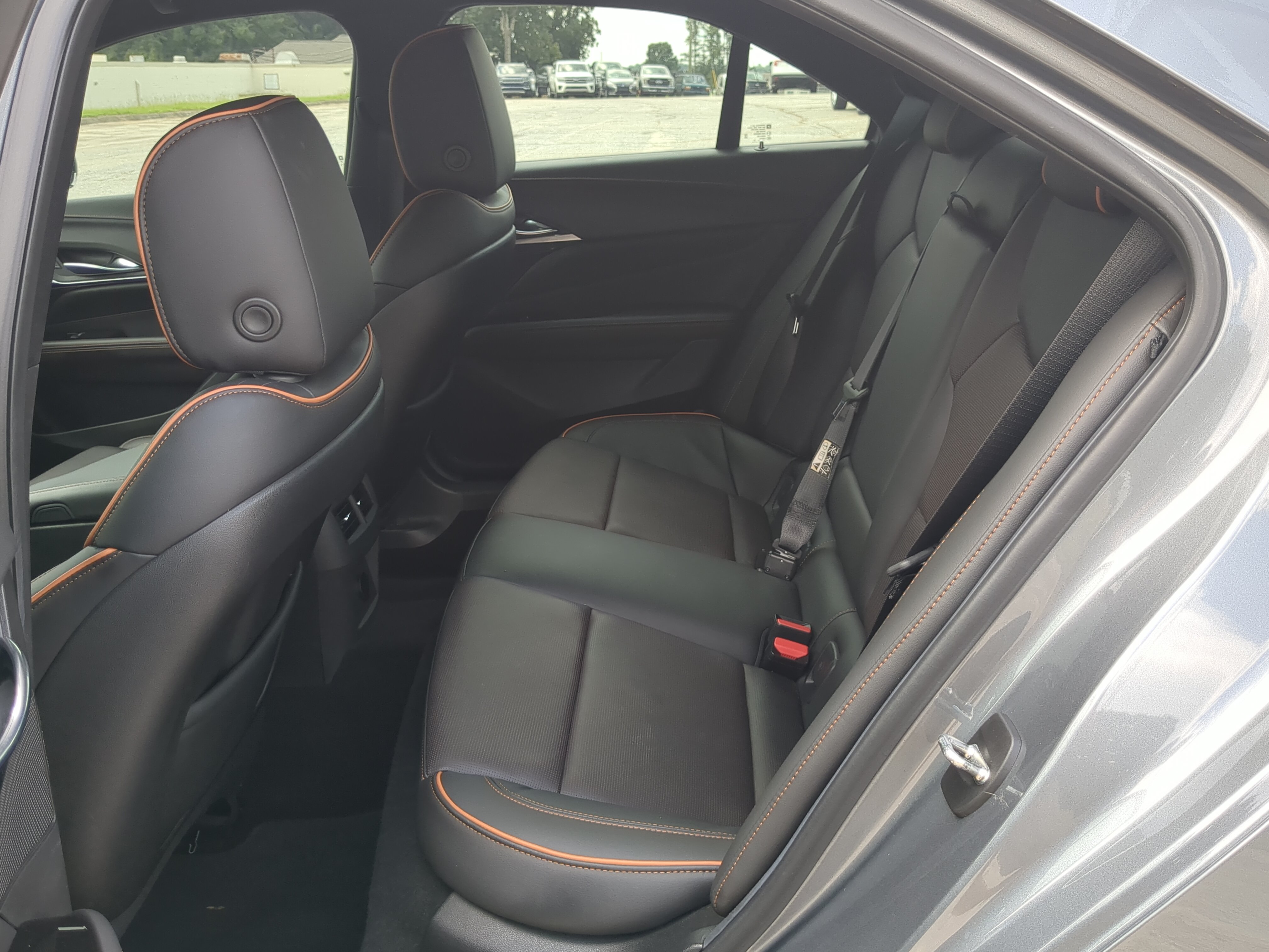 Used 2022 Cadillac CT4 Sport RWD image 11