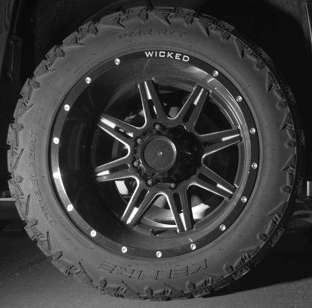 Used 2017 Chevrolet Silverado 2500 LTZ w/ Duramax Plus Package AWD/4WD image 9