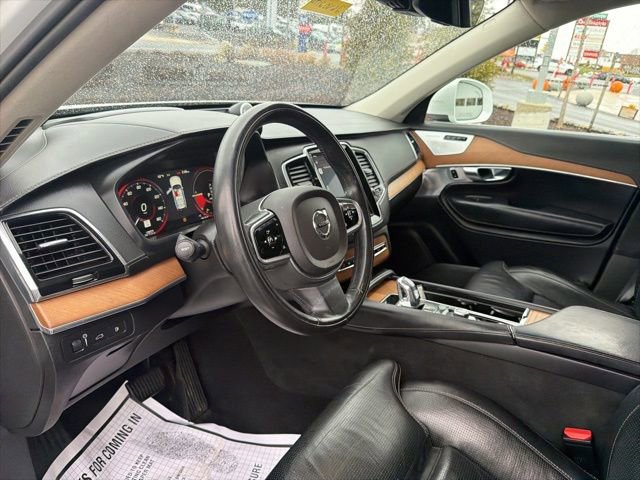 Used 2019 Volvo XC90 T8 Inscription w/ Luxury Package image 16