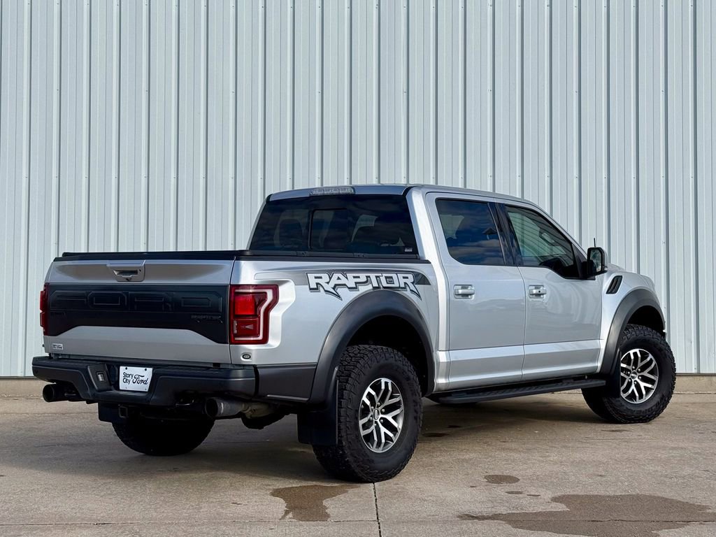 Certified 2018 Ford F150 Raptor w/ Equipment Group 802A Luxury image 5
