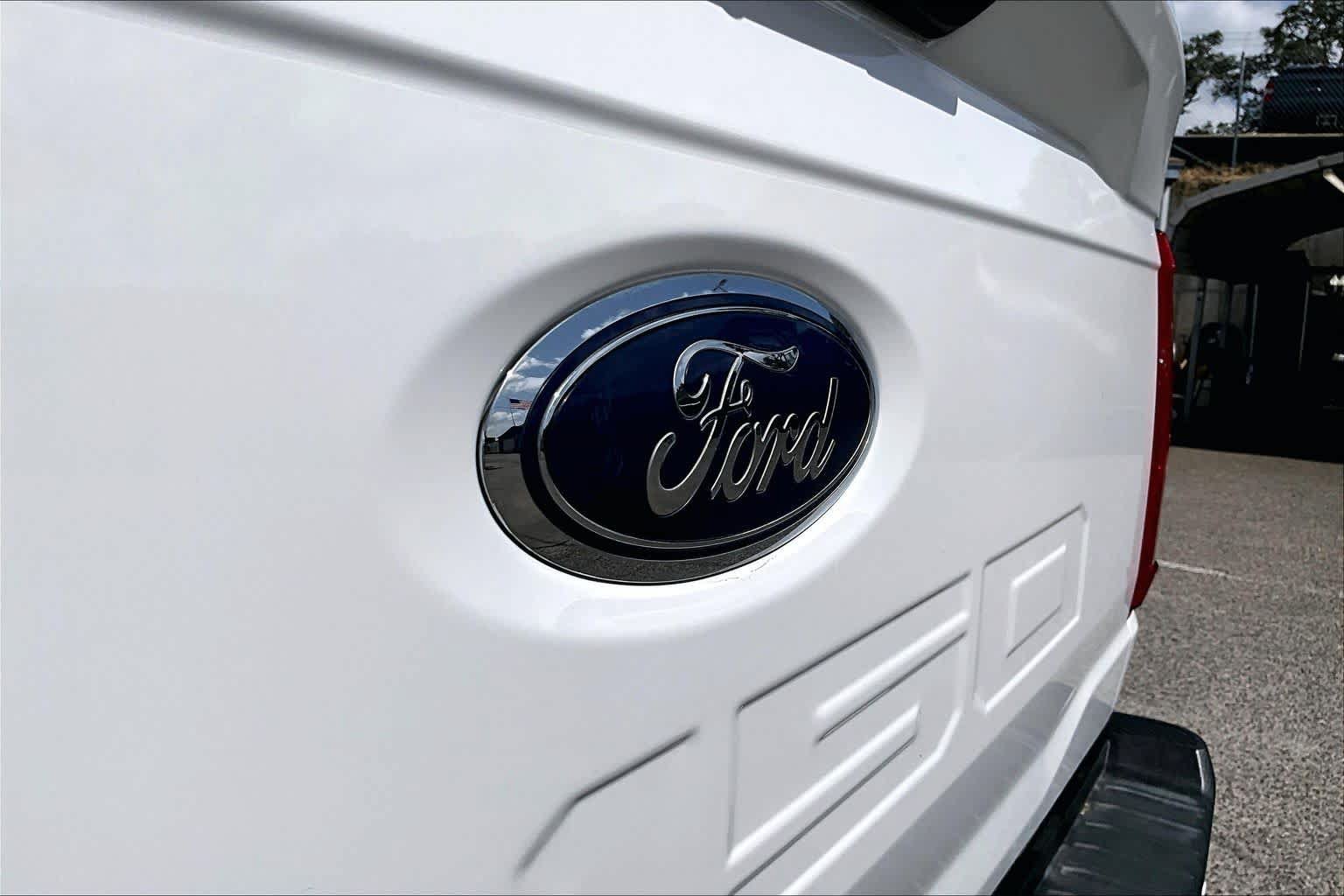 Certified 2021 Ford F150 XLT w/ Equipment Group 301A Mid AWD/4WD image 31