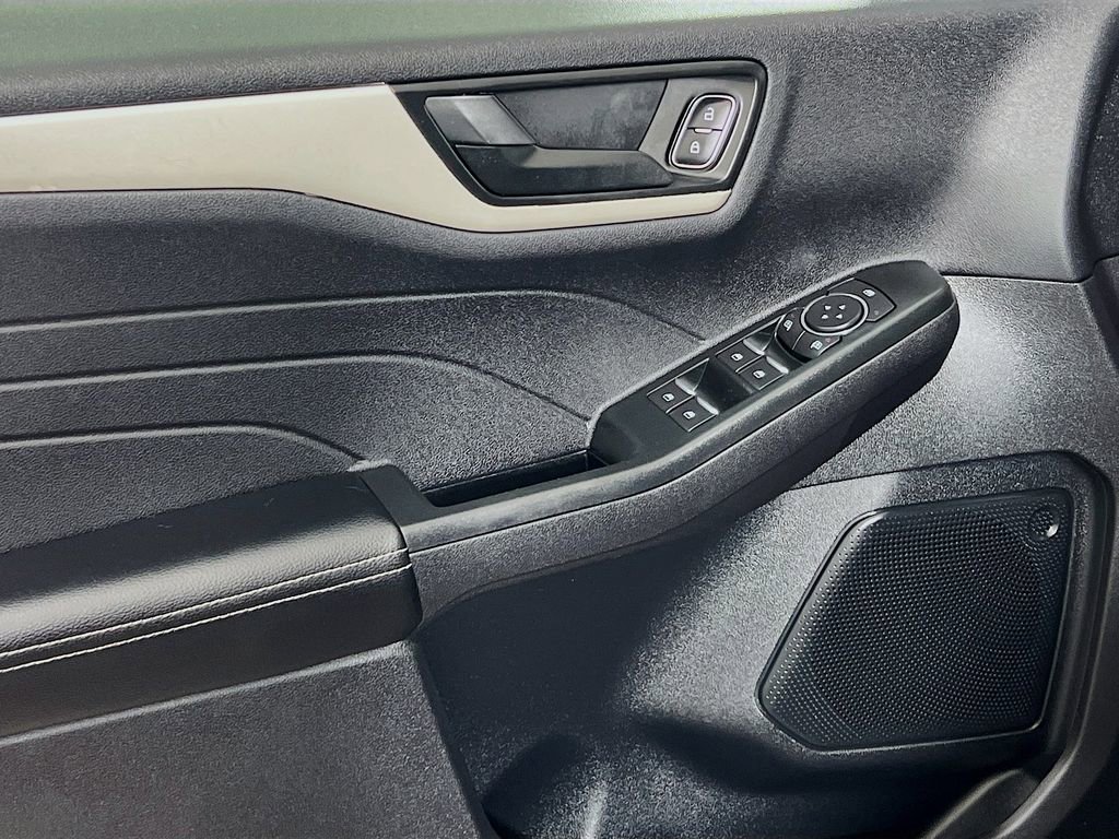 Certified 2022 Ford Escape SE w/ Convenience Package FWD image 23