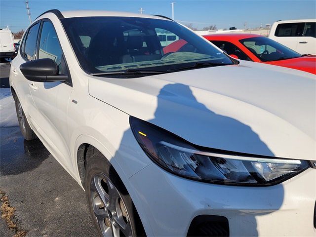 Certified 2024 Ford Escape ST-Line w/ Tech Pack #1 image 5