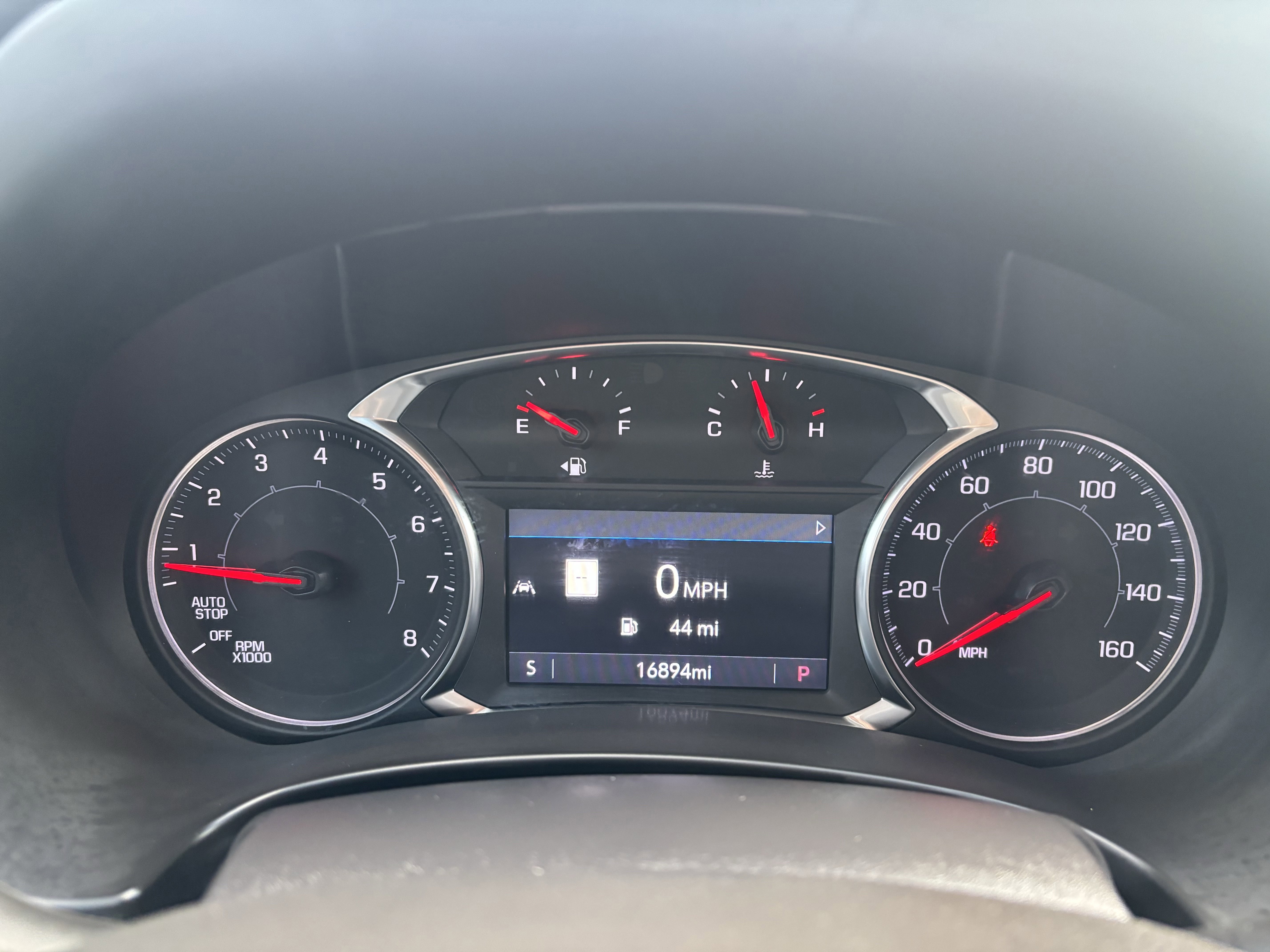 Used 2024 GMC Terrain AT4 w/ Infotainment Package II image 32