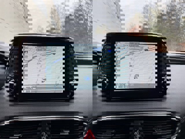 Used 2020 Hyundai Santa Fe Limited image 29