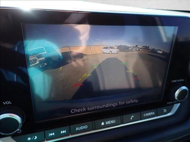 Used 2022 Nissan Rogue SV image 22