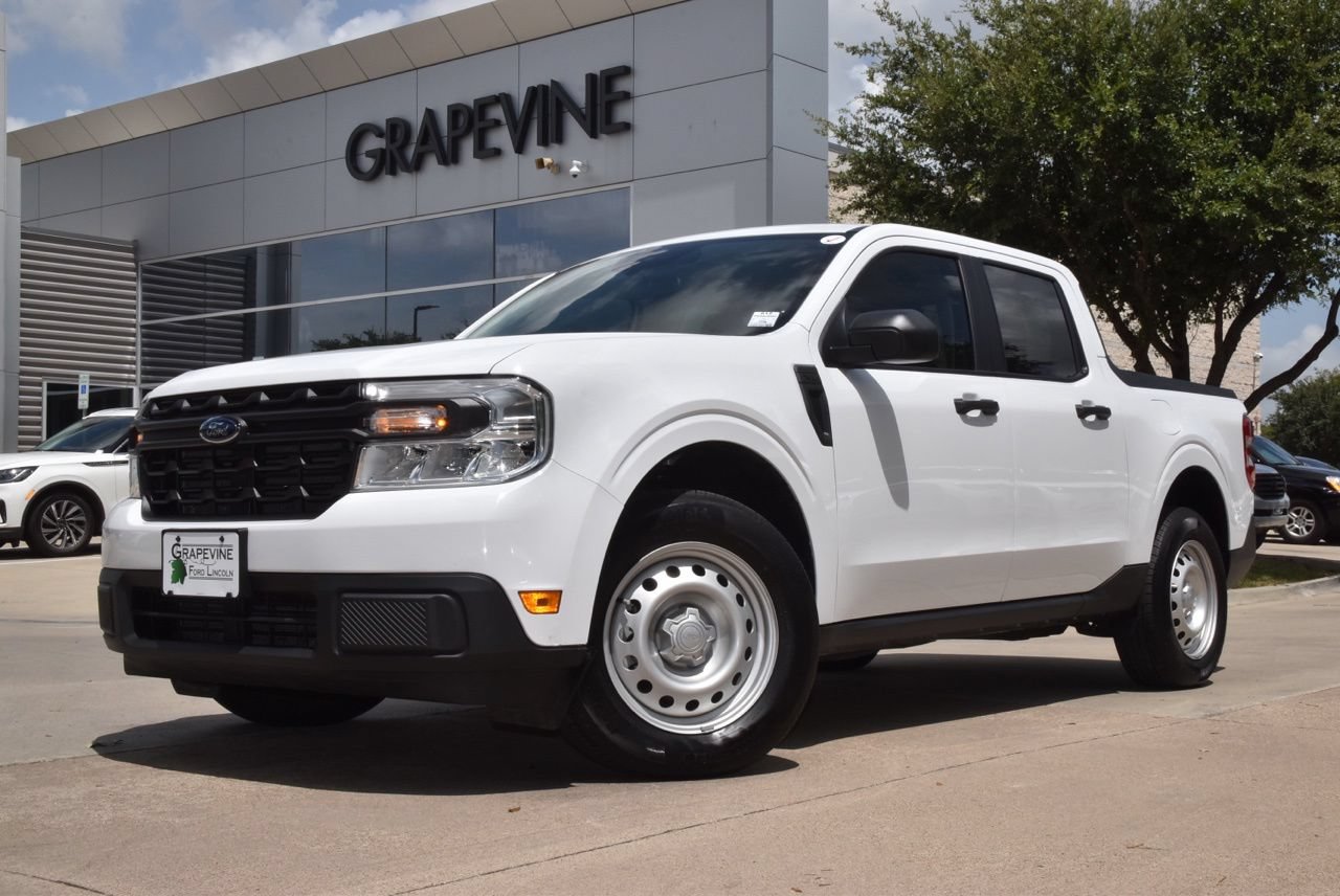 Certified 2024 Ford Maverick XL FWD image 2