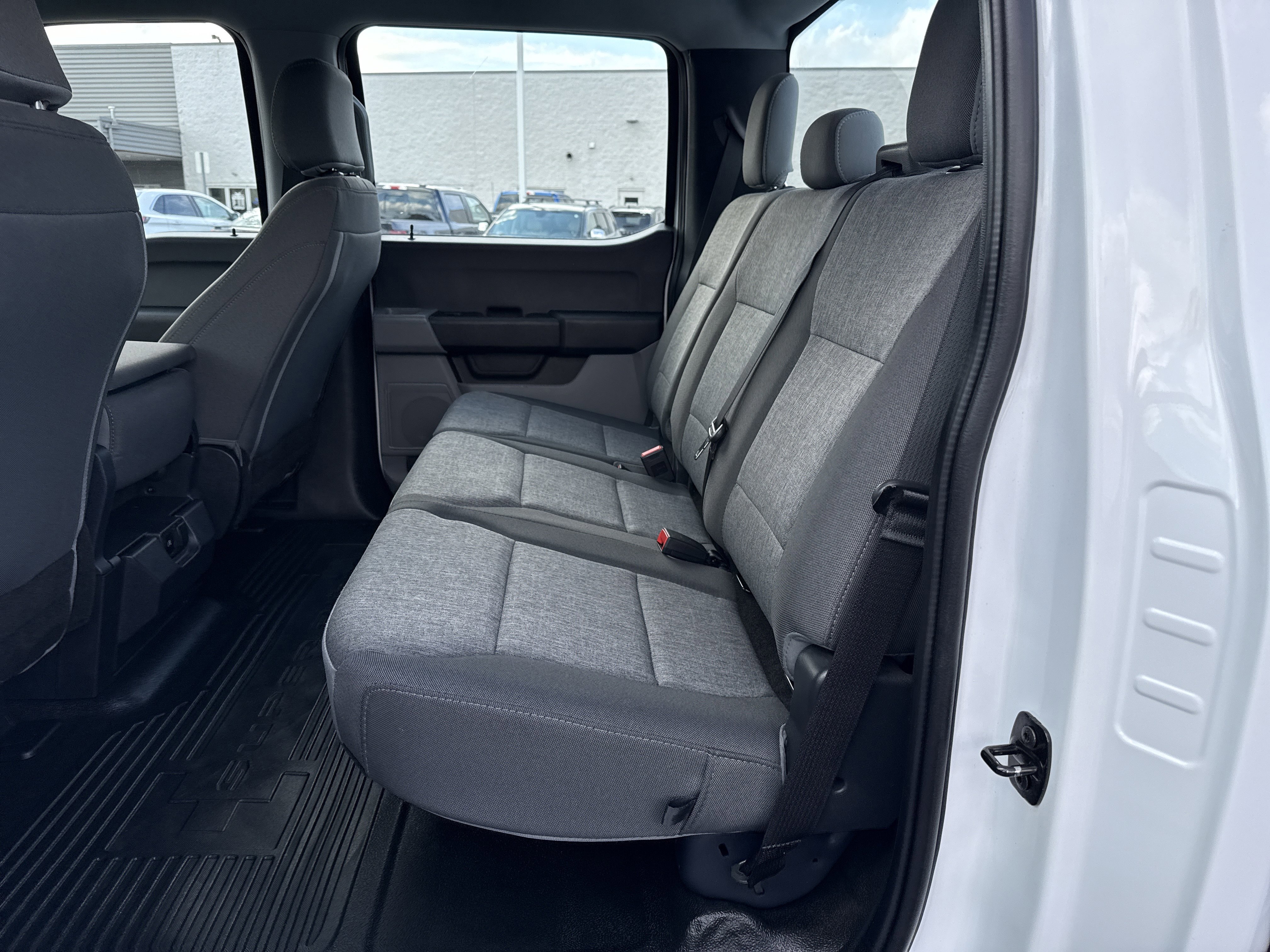 Certified 2024 Ford F250 XL w/ XL Chrome Package AWD/4WD image 13