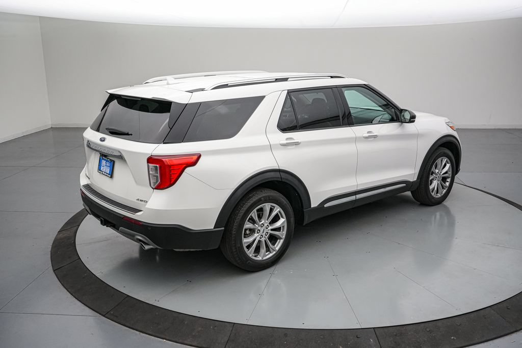 Certified 2024 Ford Explorer Limited w/ Equipment Group 301A AWD/4WD image 4