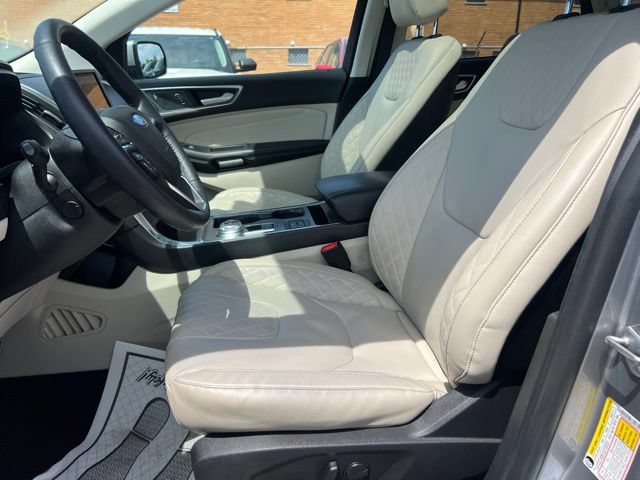 Certified 2023 Ford Edge Titanium w/ Equipment Group 301A AWD/4WD image 20