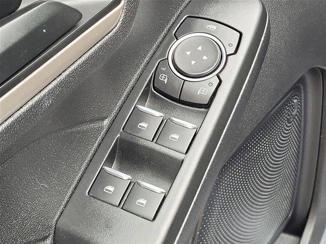Certified 2022 Ford Escape SE w/ SE Sport Appearance Package FWD image 18