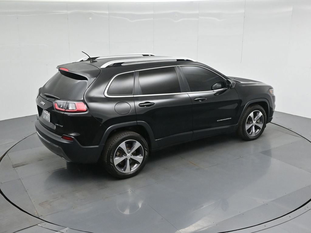 Used 2019 Jeep Cherokee Limited w/ Technology Group image 12