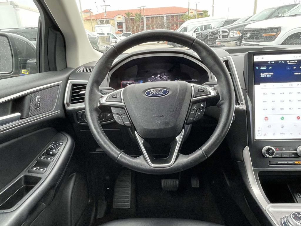 Certified 2023 Ford Edge SEL image 12