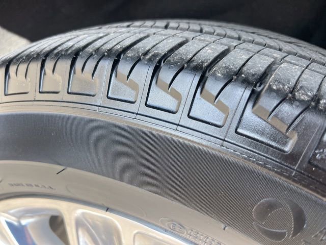 Certified 2023 Ford Explorer Limited w/ Equipment Group 301A image 31