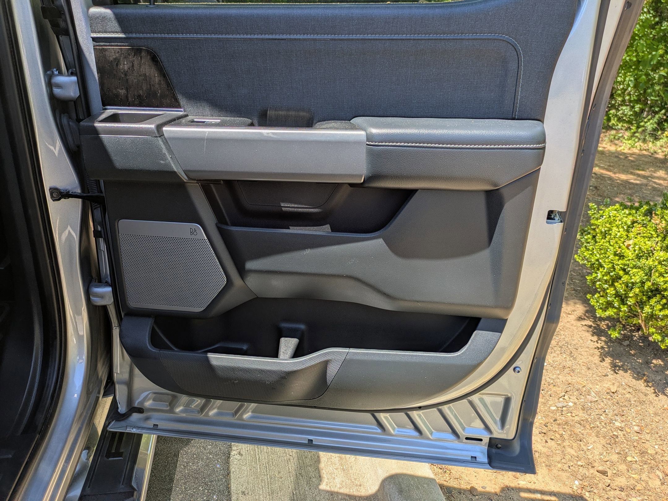 Certified 2022 Ford F150 Lariat w/ Max Trailer Tow Package AWD/4WD image 35