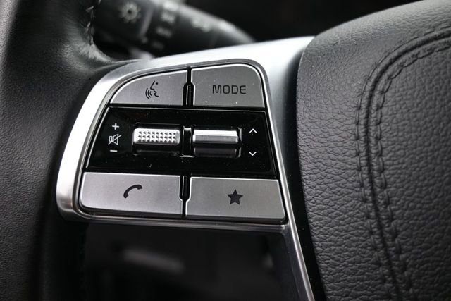 Used 2023 Kia Telluride EX w/ EX Captain's Chair Package FWD image 17