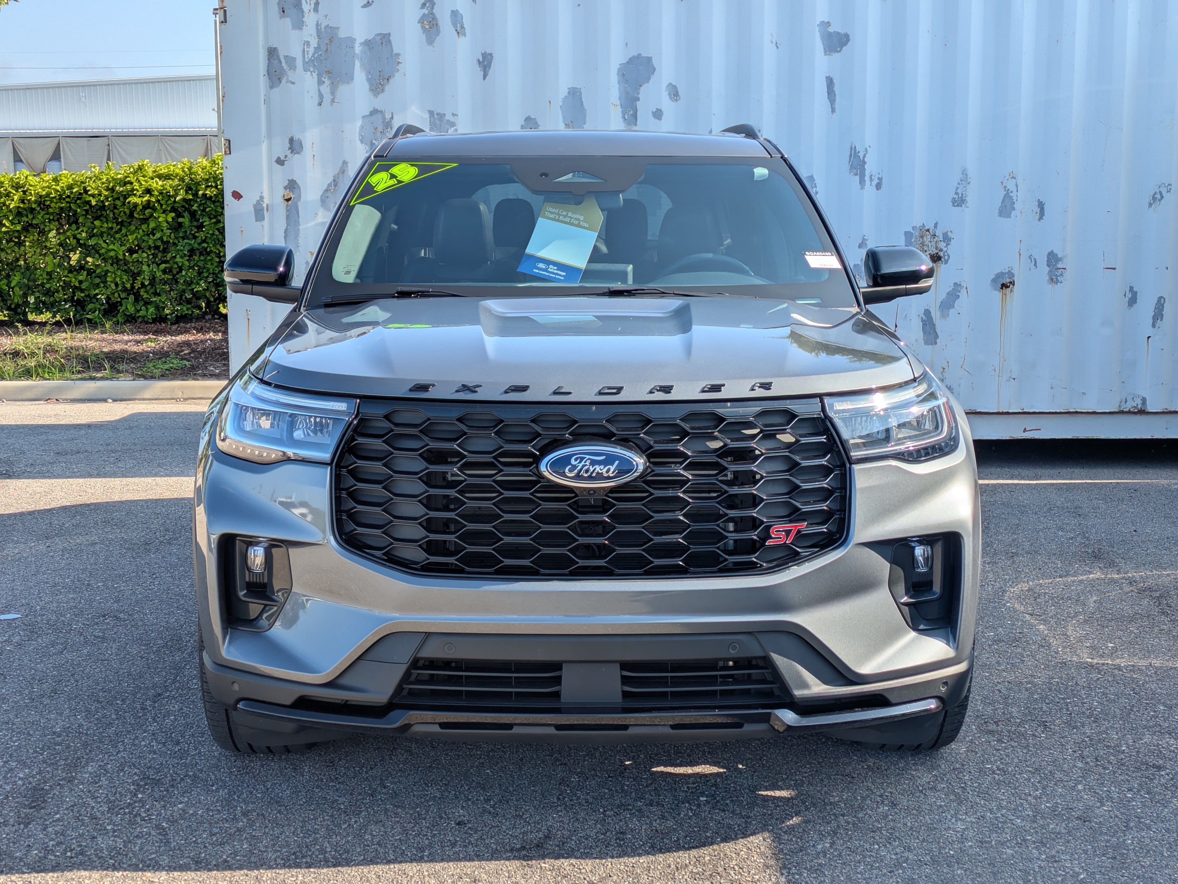 Certified 2025 Ford Explorer ST AWD/4WD image 9