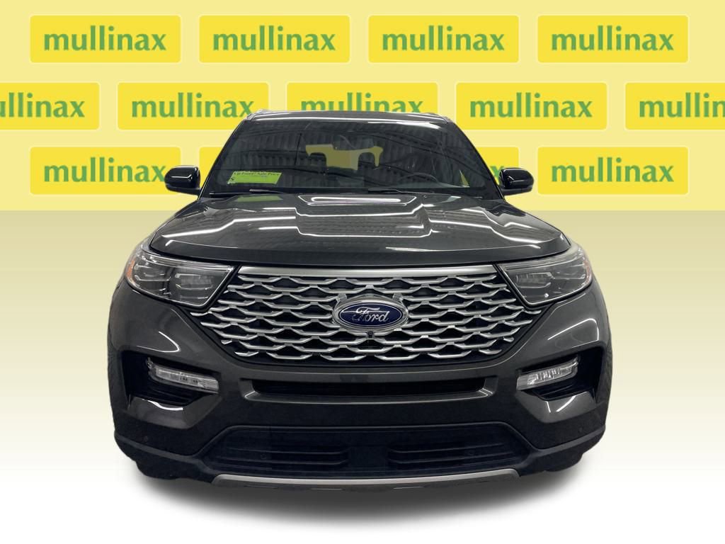 Certified 2020 Ford Explorer Platinum w/ Premium Technology Package AWD/4WD image 16