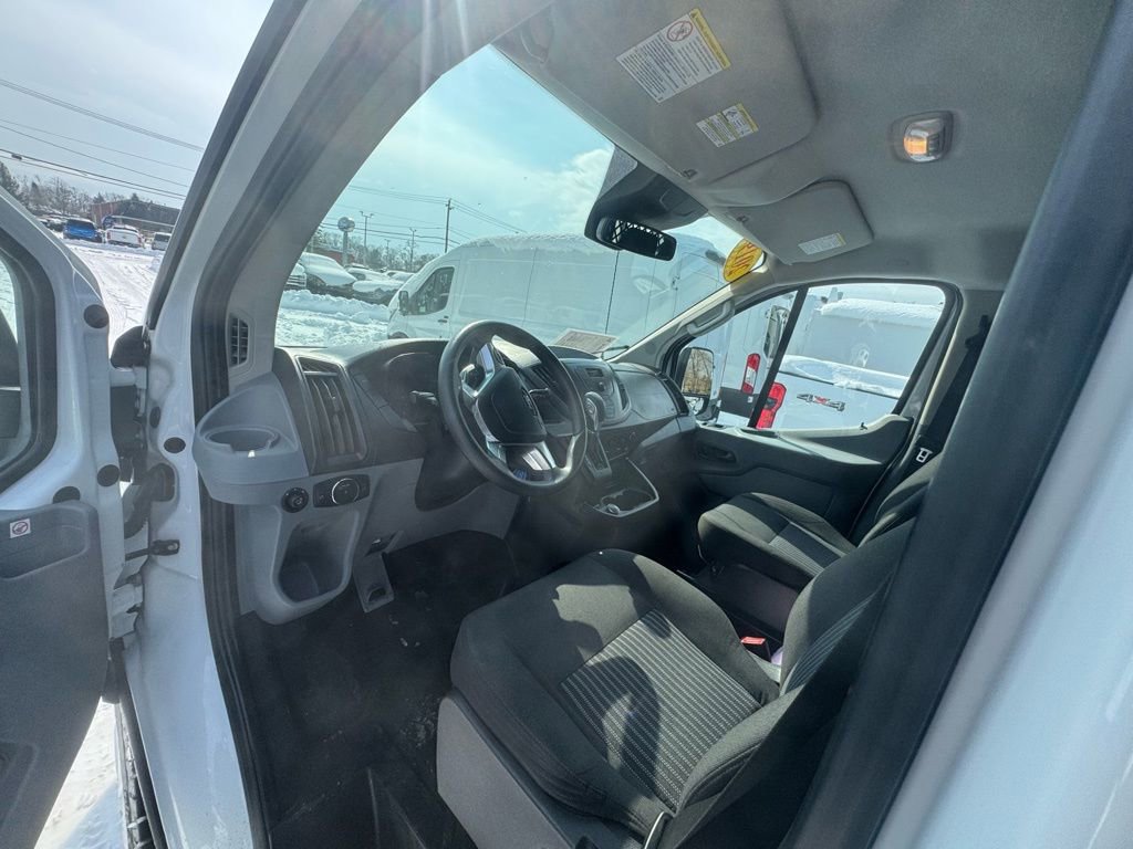 Certified 2019 Ford Transit 250 130 Low Roof w/ Exterior Upgrade Package image 9