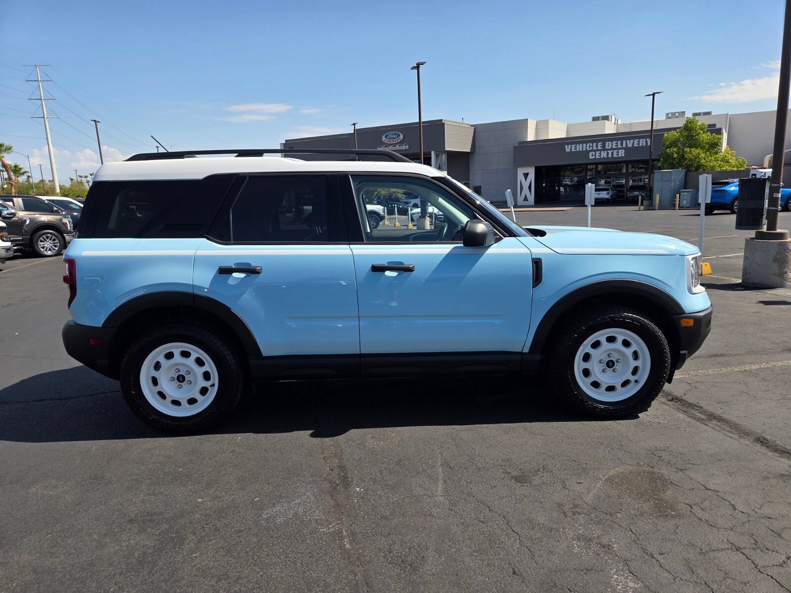 Certified 2025 Ford Bronco Sport Heritage w/ Convenience Package AWD/4WD image 7