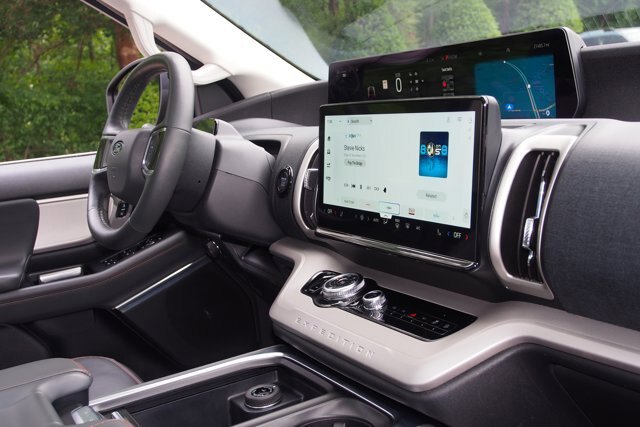 Certified 2025 Ford Expedition Max Active AWD/4WD image 10