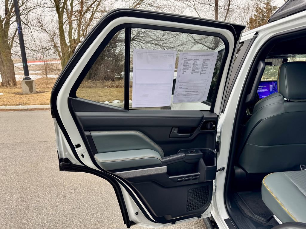 Used 2025 Toyota 4Runner Trailhunter image 14