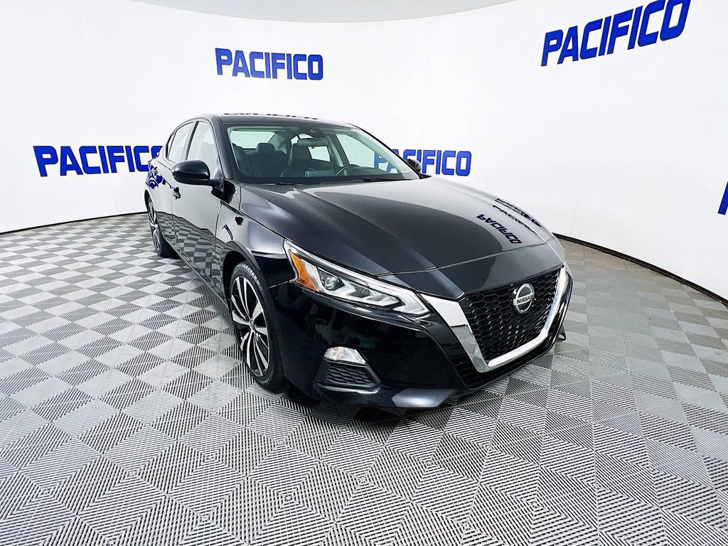 Used 2022 Nissan Altima 2.5 SR video 1