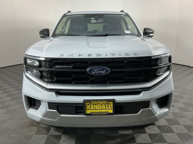 Certified 2025 Ford Expedition Platinum AWD/4WD image 2