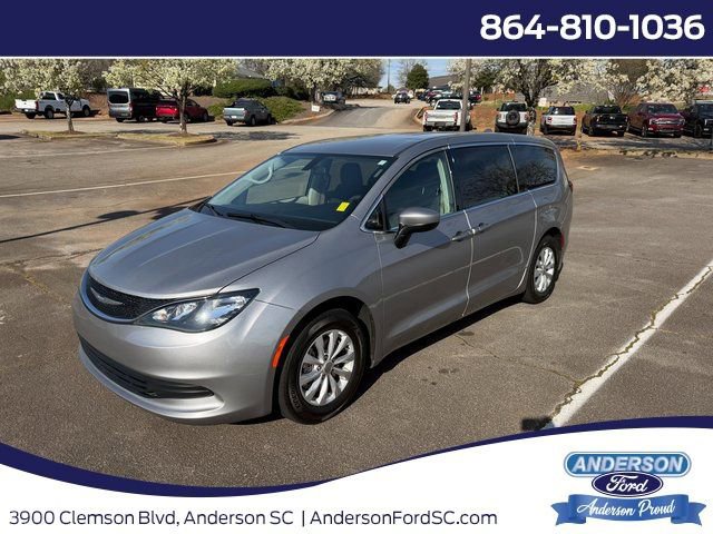 Used 2018 Chrysler Pacifica LX w/ Tire & Wheel Group image 1