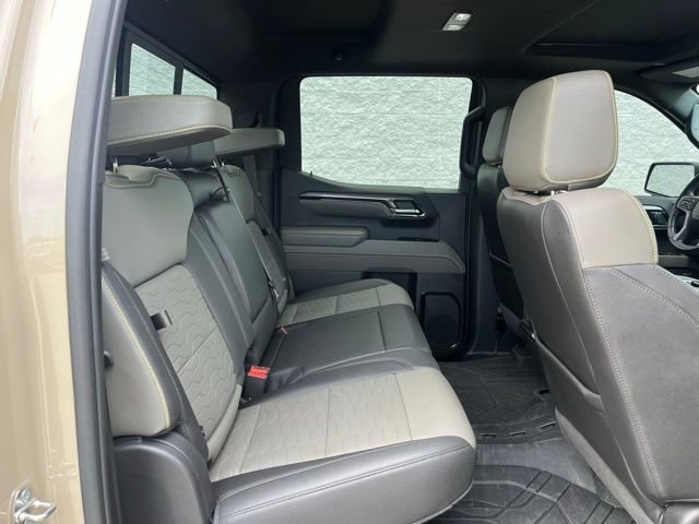 Used 2022 Chevrolet Silverado 1500 ZR2 w/ Technology Package image 10