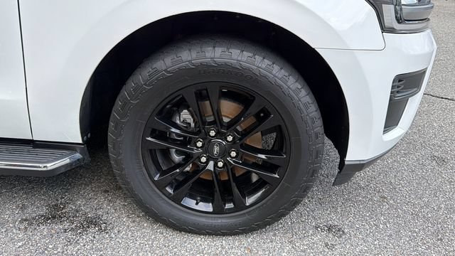 Certified 2023 Ford Expedition XLT RWD image 14