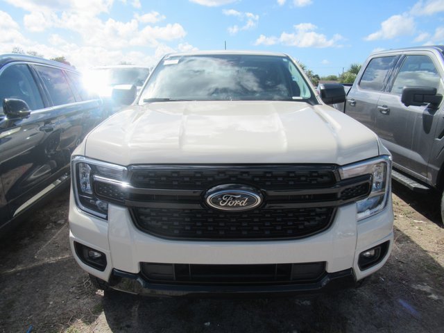 Certified 2025 Ford Ranger XLT w/ Black Appearance Package image 4