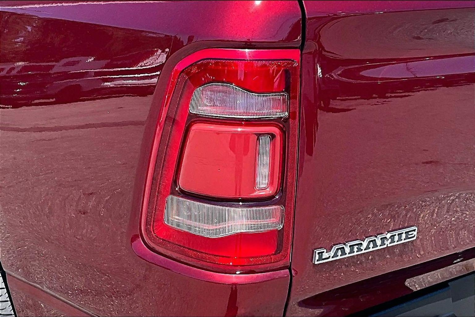 Used 2023 RAM 1500 Laramie AWD/4WD image 31