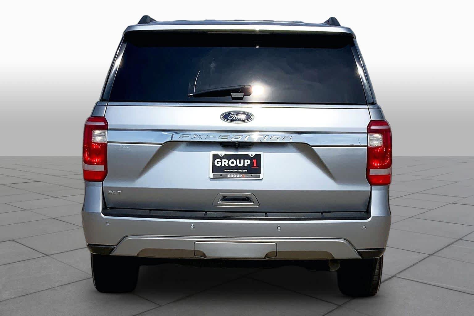 Certified 2020 Ford Expedition XLT w/ Equipment Group 202A AWD/4WD image 5