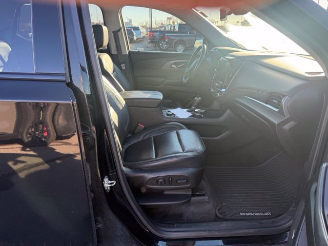 Used 2018 Chevrolet Traverse Premier w/ Redline Edition AWD/4WD image 12