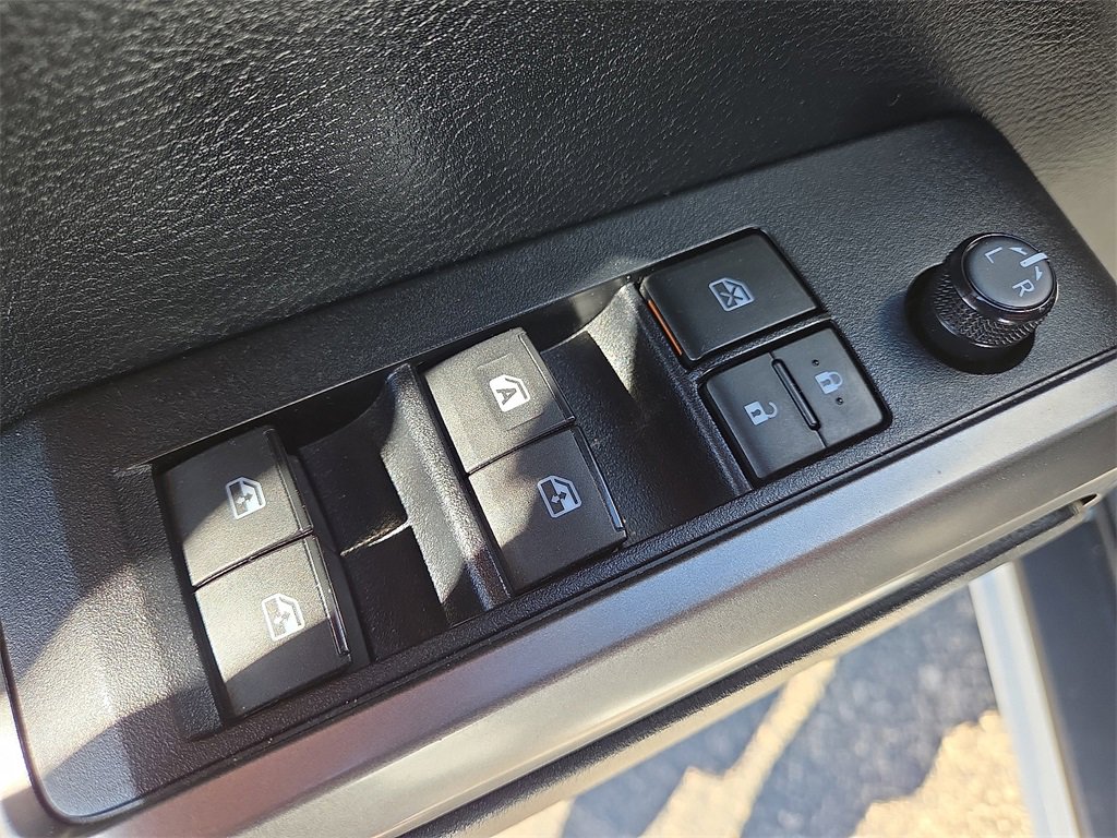 Used 2019 Toyota Tacoma SR5 image 22