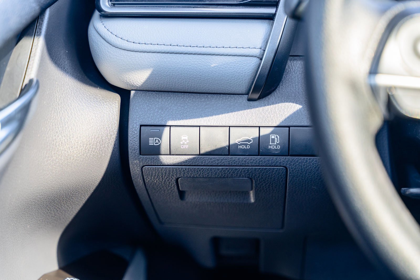 Used 2022 Toyota Camry LE image 24