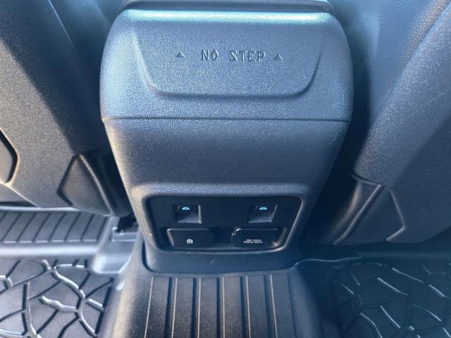 Certified 2023 Ford Bronco Badlands AWD/4WD image 8